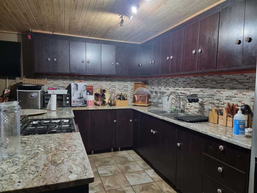 4 Bedroom Property for Sale in Utopia Nature Estate North West